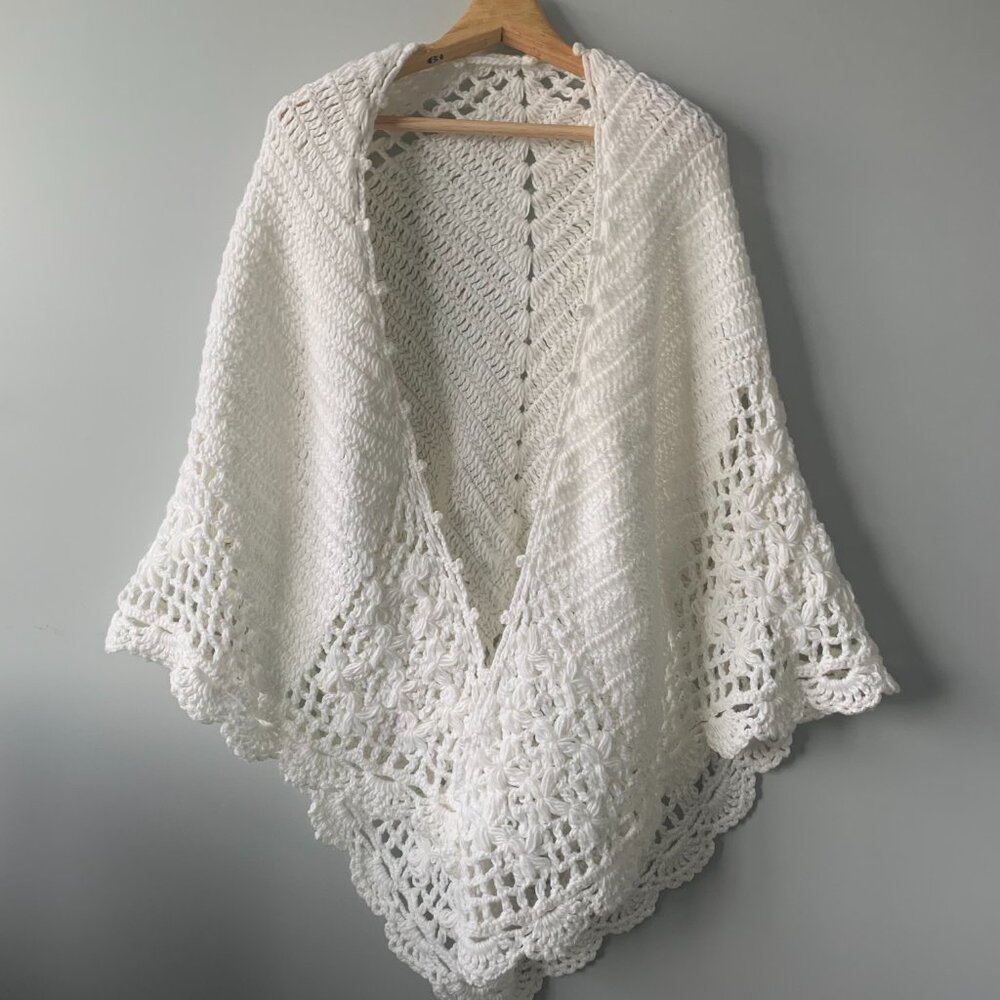 Hand Crafted Cream Crochet Shawl with Lace Border